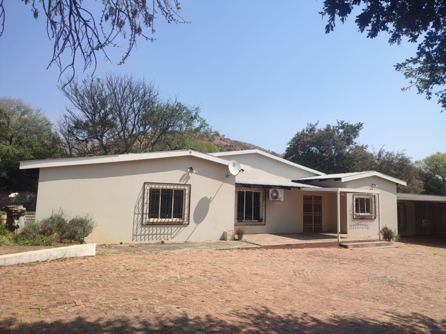 3 Bedroom Property for Sale in Rustenburg Rural North West